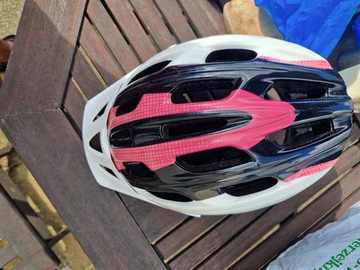 Buy & Sell North West London Harrow - Photos for bicycle helmet