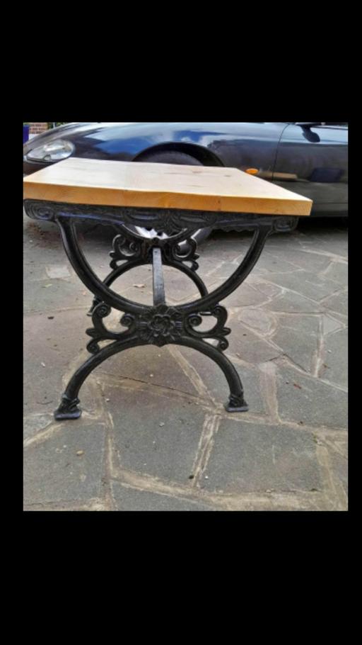 Buy & Sell South East London Shirley - South East London - Photos for Garden Table. Wood Top. Cast Iron Legs.