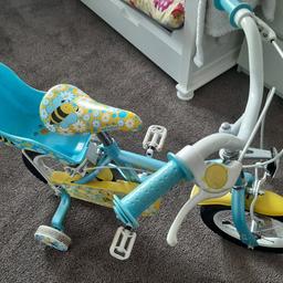 Apollo daisy chain girls bike 12 wheel in CR0 London for 15.00 for sale Shpock