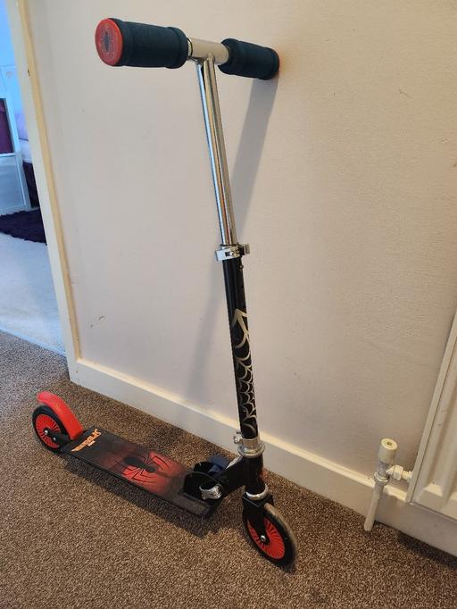 Buy & Sell East London South Hornchurch - East London - Photos for spiderman scooter and helmet