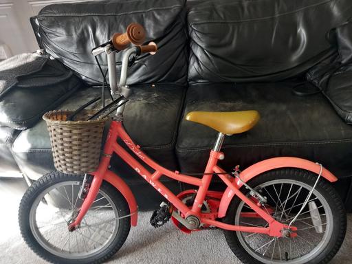 Buy & Sell Barking and Dagenham - Photos for girls bike