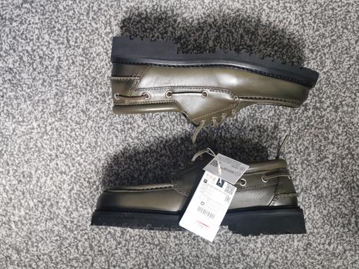 Buy & Sell East London Newham - Photos for Zara Leather vibram deck shoes size uk 5