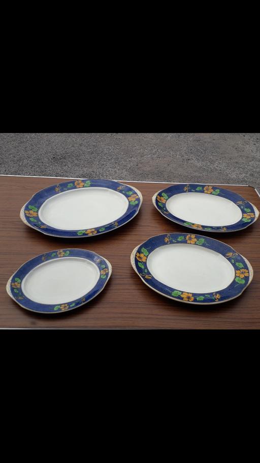 Buy & Sell South East London Shirley - South East London - Photos for FOUR LARGE VINTAGE SHERATON IVORY PLATES.