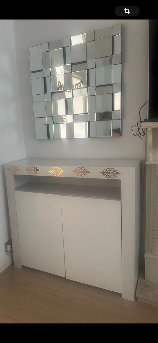 Buy & Sell West Yorkshire Kirklees - Photos for Mirror and sideboard