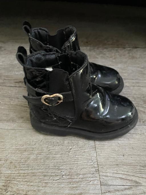 Buy & Sell Essex Brentwood - Photos for Girls size 6 boots