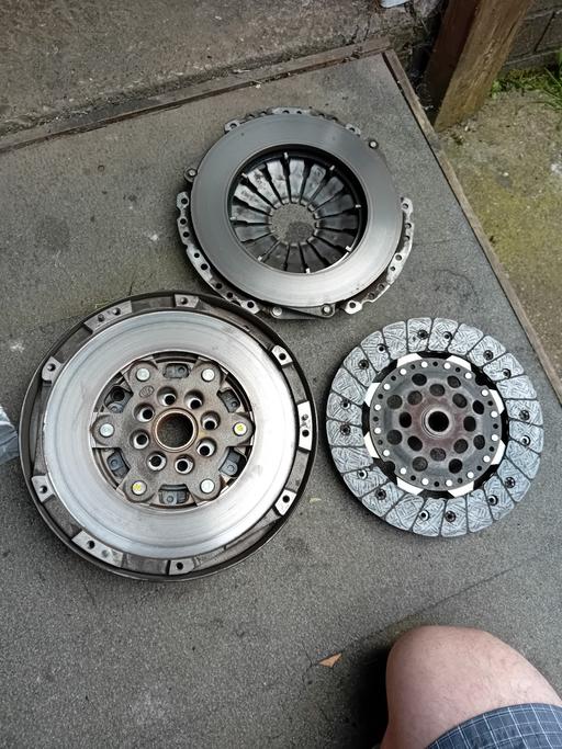 Vehicles South Yorkshire Rotherham - Photos for clutch kit +duel mass fly wheel LUK