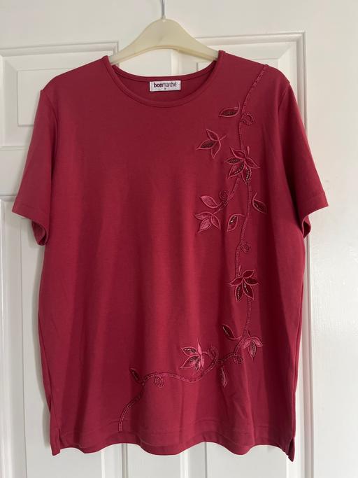 Buy & Sell County Durham Stockton-on-Tees - Photos for Patterned T Shirt Size Medium