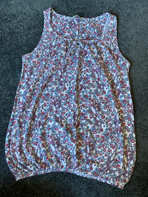 Buy & Sell Gloucestershire South Gloucestershire - Photos for Ladies floral top size 10