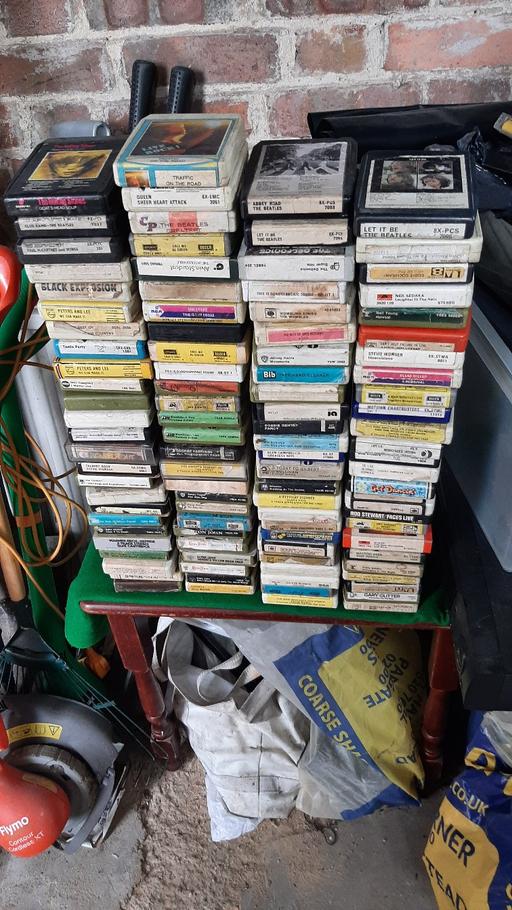 Buy & Sell North London Arnos Grove - N14 - Photos for 8 track Cassette