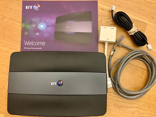 Buy & Sell East London Newham - Photos for Smart Hub Router with 4 Gigabit Ethernet Port