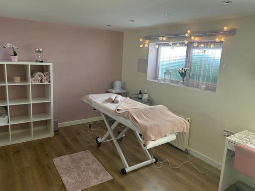 Residential Property North West London The Hyde - North West London - Photos for Beauty Room (Weekend only) to rent