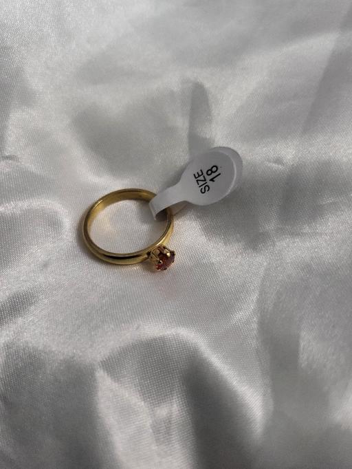 Buy & Sell Greater Manchester Rochdale - Photos for Ladies Ring. Size 18