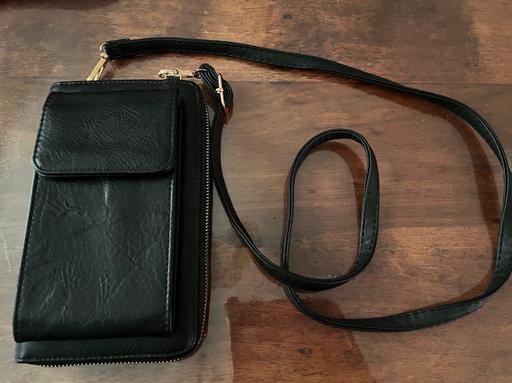 Buy & Sell East London Cann Hall - East London - Photos for Crossbody Bags Phone Wallet Bags