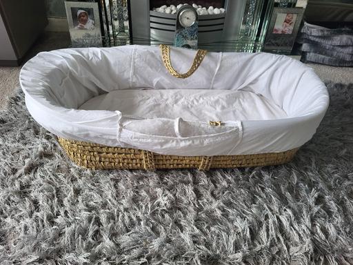 Buy & Sell Cheshire East Elworth - Cheshire East - Photos for Moses basket without stand in good condition