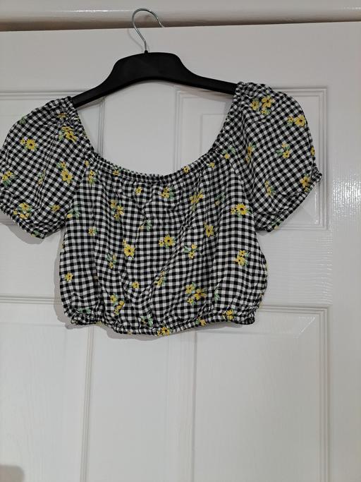 Buy & Sell Shropshire Telford and Wrekin - Photos for Girls crop top