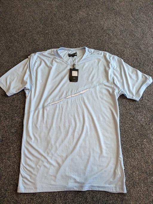 Buy & Sell East Sussex Rother - Photos for Mens T Shirt (L)