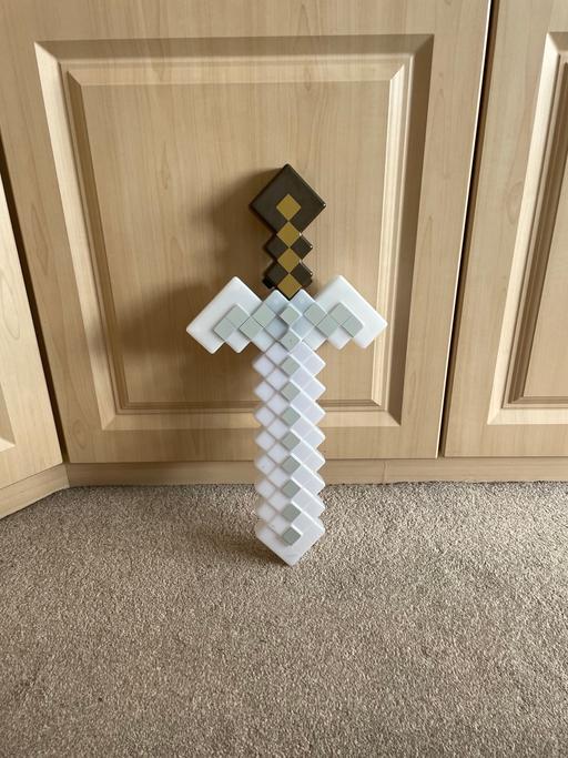 Buy & Sell West Yorkshire Leeds - Photos for Minecraft Light-up Adventure Sword