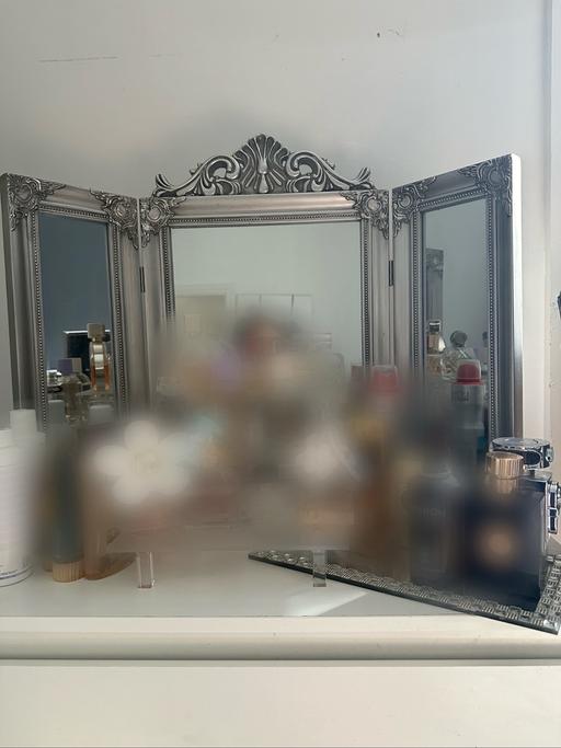 Buy & Sell Greater Manchester Oldham - Photos for Ornate Dressing Table Mirror Silver