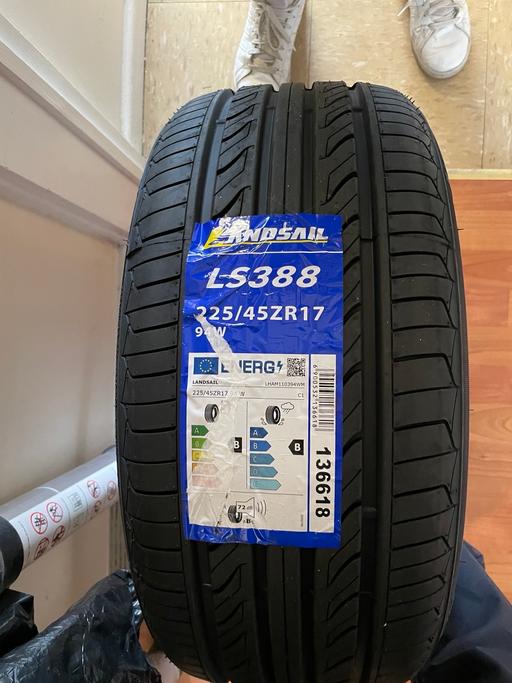 Vehicles Merseyside Liverpool - Photos for Laidsail 225 45 17 tyre New