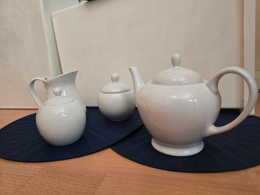 Buy & Sell West London Grove Park - West London - Photos for Tea Set