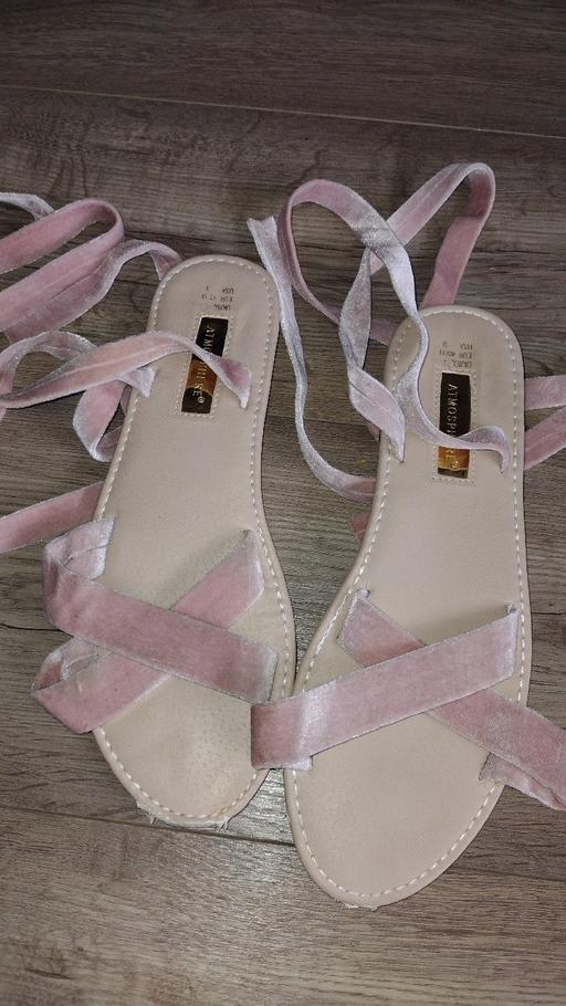 Buy & Sell Merseyside Wirral - Photos for Pink velvet feel tie up the leg sandals