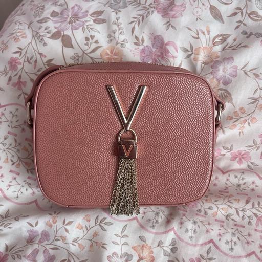 Buy & Sell West London Hillingdon - Photos for Valentino Divino Crossbody Camera Bag