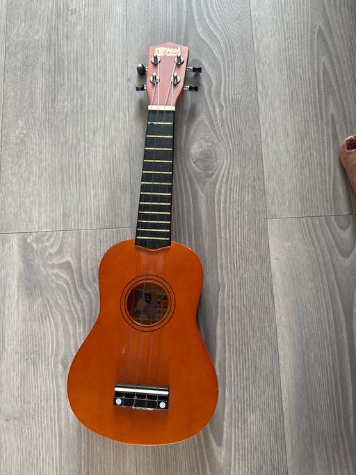 Buy & Sell South West London Berrylands - South West London - Photos for Ukelele with matching bag