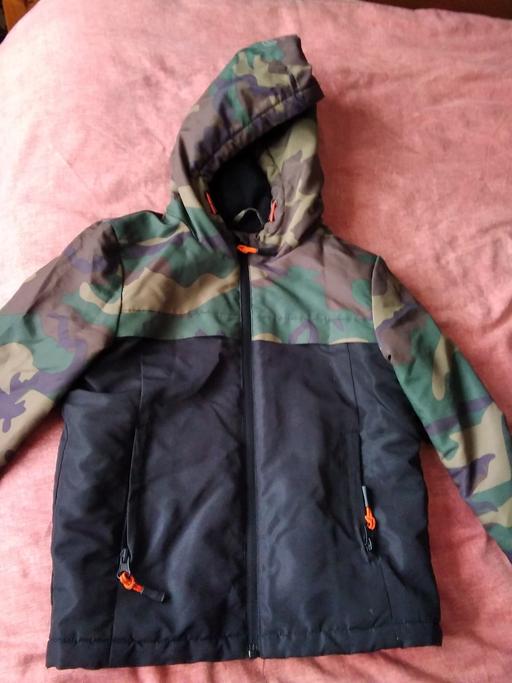 Buy & Sell Derbyshire North East Derbyshire - Photos for boys coat 5-6