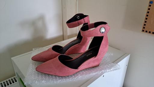 Buy & Sell West Midlands Solihull - Photos for NEXT pink wedge shoes