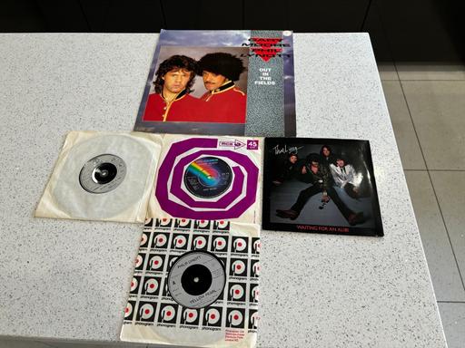 Buy & Sell Wiltshire Swindon - Photos for Thin Lizzy & related vinyl job lot