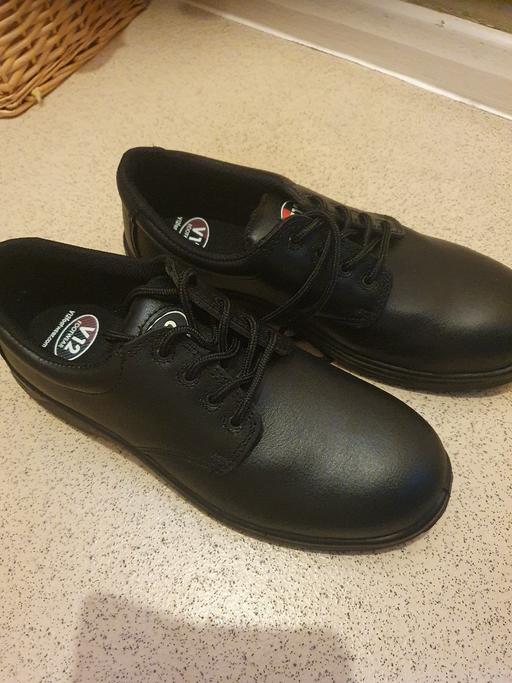 Buy & Sell North London South Tottenham - N17 - Photos for v12 safety footware shoes