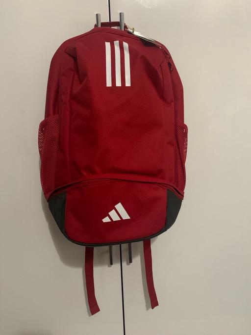 Buy & Sell South West London Richmond upon Thames - Photos for Adidas Large Red Backpack