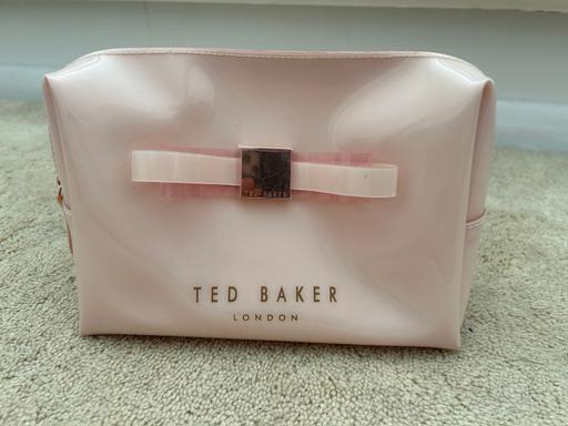 Buy & Sell Hertfordshire Dacorum - Photos for Ted Baker London Travel Bag