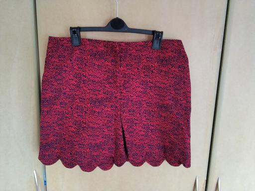 Buy & Sell Greater Manchester Bury - Photos for NEXT STRETCH SHORTS SZ 12