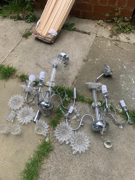 Buy & Sell North London Canonbury - North London - Photos for Glass chandelier