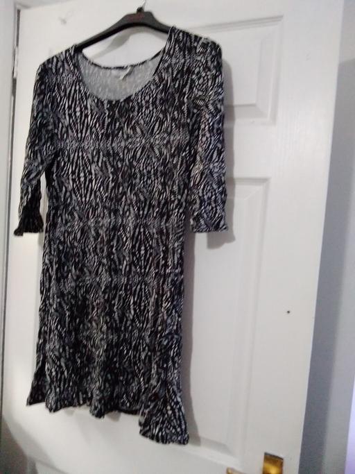 Buy & Sell West Midlands Birmingham - Photos for Dress size 14