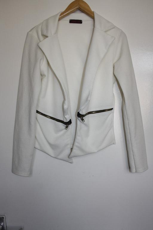 Buy & Sell North West London Chalk Farm - North West London - Photos for White size S jacket