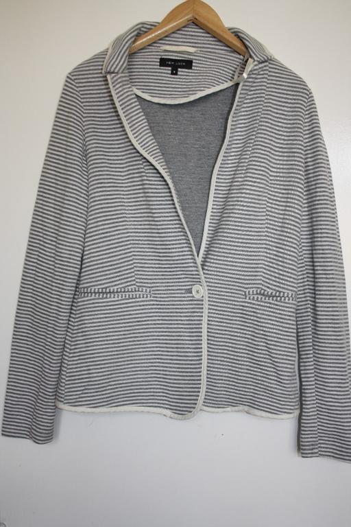 Buy & Sell North West London Chalk Farm - North West London - Photos for New Look size 8 striped blazer