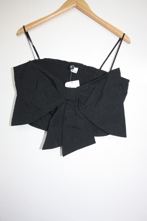 Buy & Sell North West London Chalk Farm - North West London - Photos for New H&M Size 14 black bow crop top