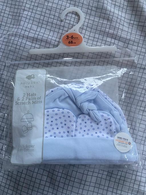 Buy & Sell Essex Brentwood - Photos for Baby boy 2 hats and 2 mitts