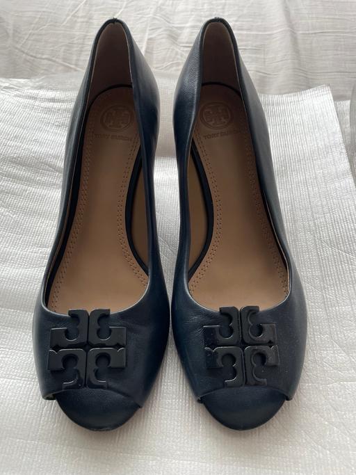 Buy & Sell Slough - Photos for Tory Burch shoes