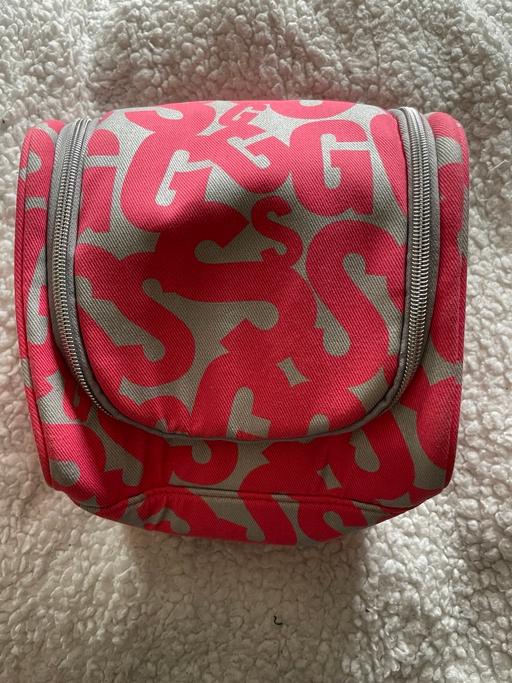 Buy & Sell West London Yeading - West London - Photos for SOAP & GLORY COSMETIC BAG.