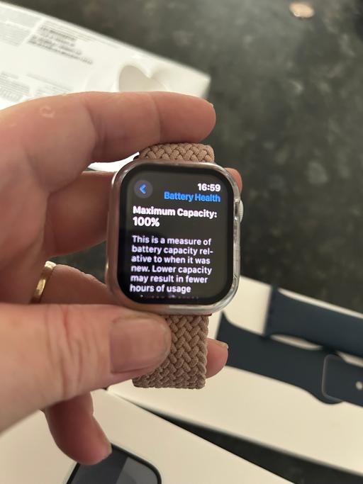 Buy & Sell Warwickshire Warwick - Photos for Apple Watch series 9