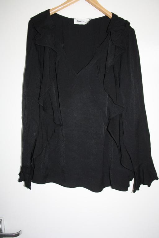 Buy & Sell North West London Chalk Farm - North West London - Photos for Line & Dot size XS black top