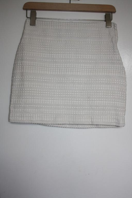 Buy & Sell North West London Chalk Farm - North West London - Photos for H&M size 10 cream skirt