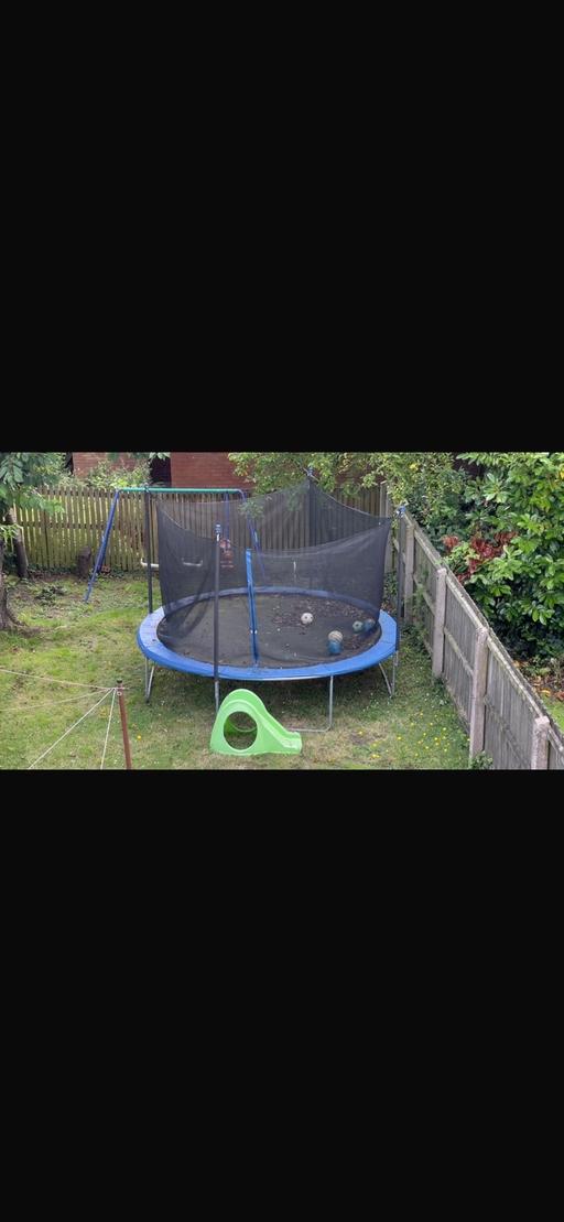 Buy & Sell West Midlands Birmingham - Photos for Trampoline 15ft and Swing Set