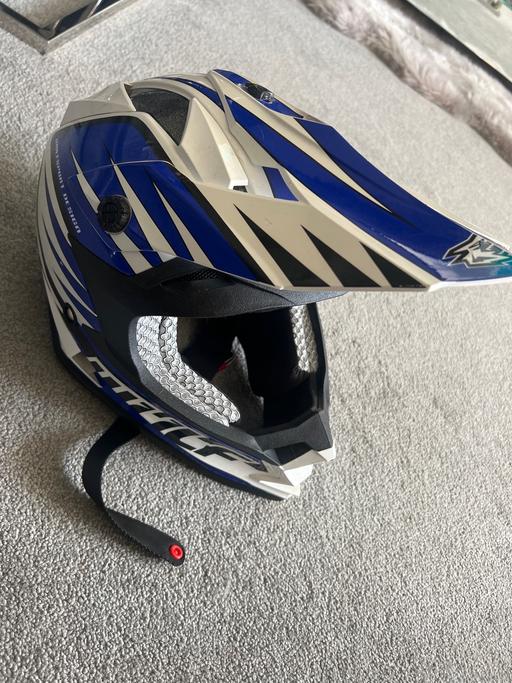 Vehicles Greater Manchester Wigan - Photos for Wulfsport junior motorcross helmet xl