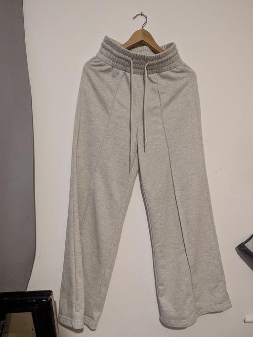 Buy & Sell South East London Croydon - Photos for Women's trousers - size S