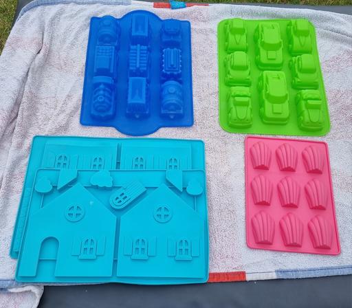 Buy & Sell Essex Tendring - Photos for Cake Moulds