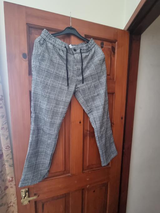 Buy & Sell Merseyside Liverpool - Photos for Topman Grey/Black/White Trousers